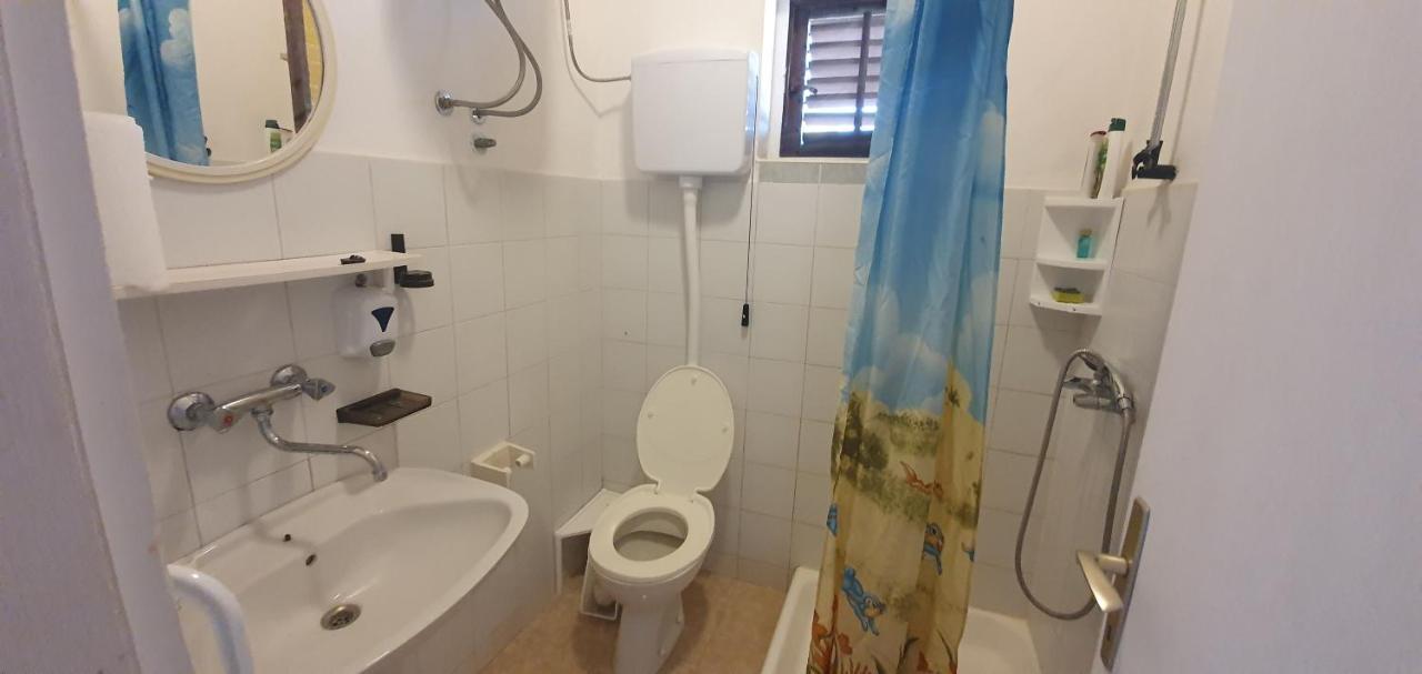Marijan Zavala-istok Appartement Zavala